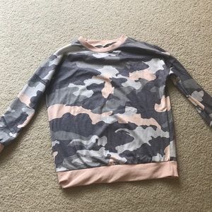 Camo sweatshirt